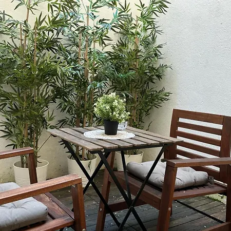 Amazing Apolonia Lissabon