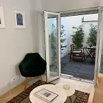 Amazing Apolonia Daire Lisboa